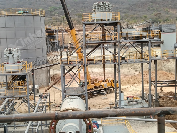 为分级系统架设钢结构平台 为分级系统架设钢结构平台