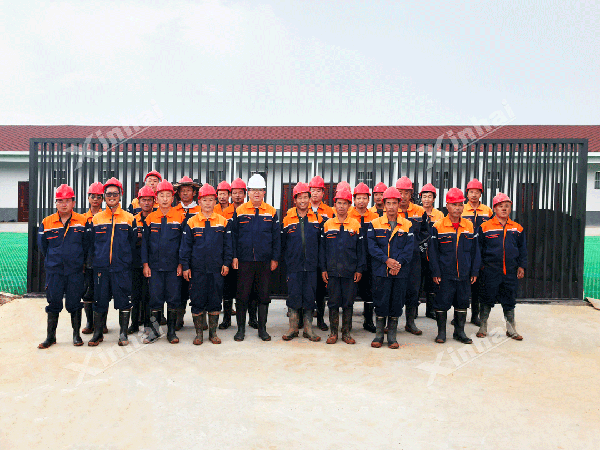 津巴布韦金矿项目团队 津巴布韦金矿项目团队